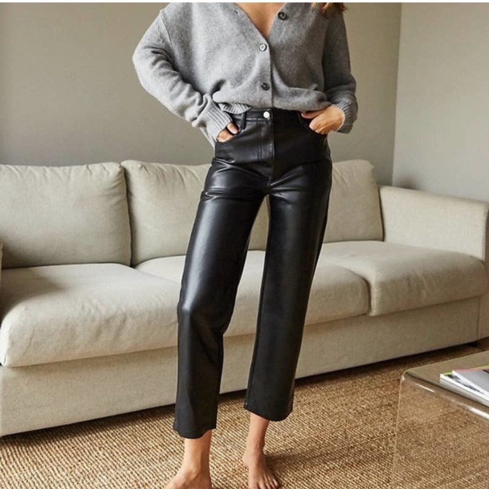 Aritzia Wilfred Melina Pant Black Faux Vegan Leather High Rise Straight Size 8